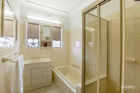 Property photo of 104 Deakin Street Essendon VIC 3040