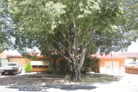 33 Maidos Gr, Valley View, SA 5093