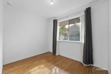 Property photo of 4/5 Jesmond Street Safety Bay WA 6169