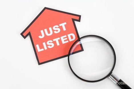 Property photo of 21 Eagle Way Deer Park VIC 3023