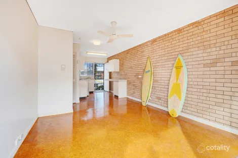 5/4 Hedges Ave, Mermaid Beach, QLD 4218