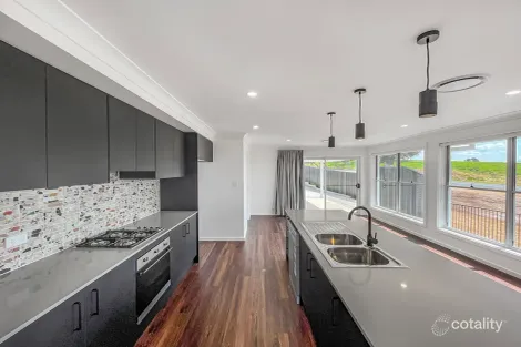 Property photo of 18 Suttor Avenue Caerleon NSW 2850