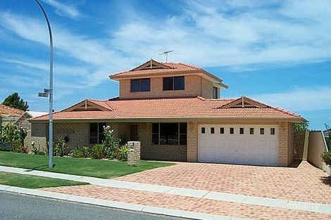 6 Diamond Dr, Ocean Reef, WA 6027