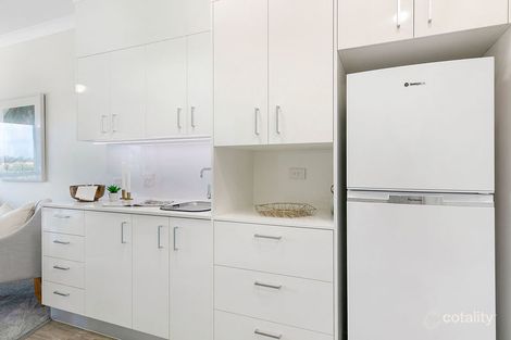 Property photo of 214/21 Gracemere Boulevard Peregian Springs QLD 4573