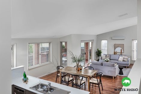 Property photo of 33 Donoghoe Crescent Queanbeyan East NSW 2620