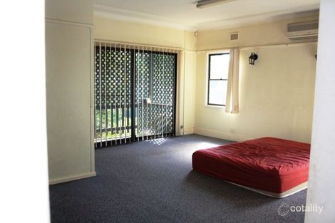 Property photo of 10 Cambridge Street Ingleburn NSW 2565