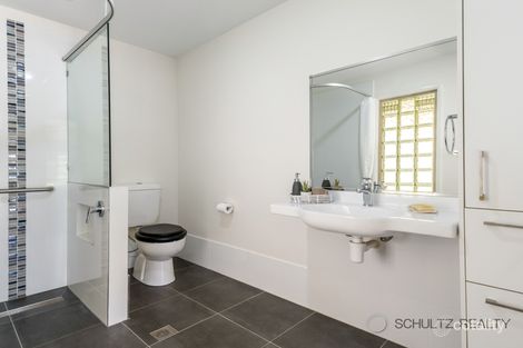 Property photo of 3 Mewing Court Windaroo QLD 4207