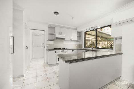 Property photo of 22 Thames Boulevard Werribee VIC 3030