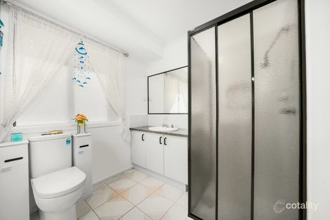 Property photo of 22 Thames Boulevard Werribee VIC 3030