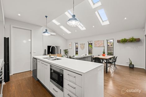 7-9 CAPE WAY, ARMSTRONG CREEK, VIC 3217