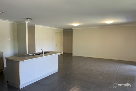 12 Village Cct, Eimeo, QLD 4740