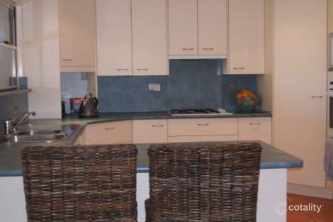 Property photo of 2 Vaiente Parade Breakaway QLD 4825