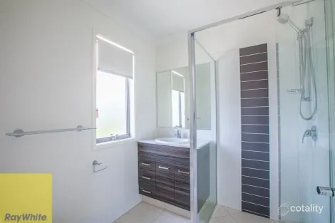 Property photo of 5/46 Seashell Avenue Coomera QLD 4209