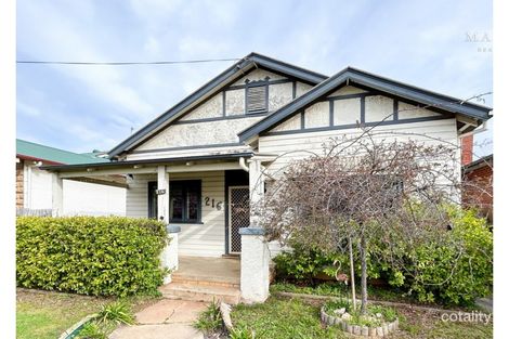 Property photo of 216 Edward Street Wagga Wagga NSW 2650
