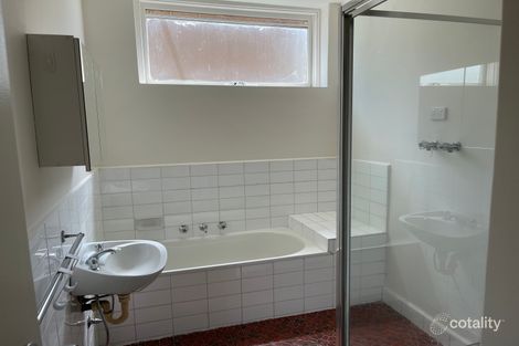 Property photo of 2/39 Sutherland Road Armadale VIC 3143