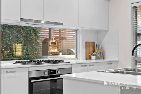 Property photo of 23 Coliseum Avenue Donnybrook VIC 3064