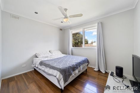 Property photo of 8 Bourke Road Melton South VIC 3338