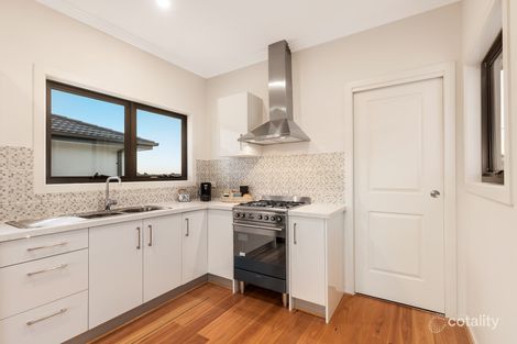Property photo of 6C Oulton Crescent Reservoir VIC 3073