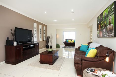 Property photo of 37 Leichhardt Avenue Burnside Heights VIC 3023
