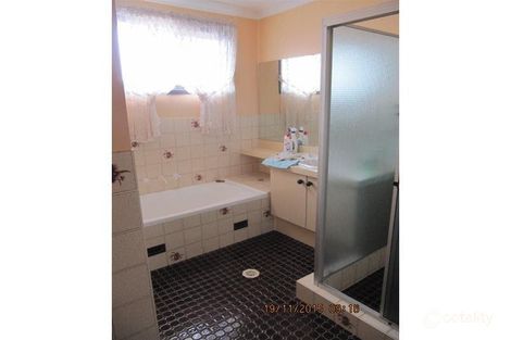 Property photo of 6 Seymour Place Bossley Park NSW 2176