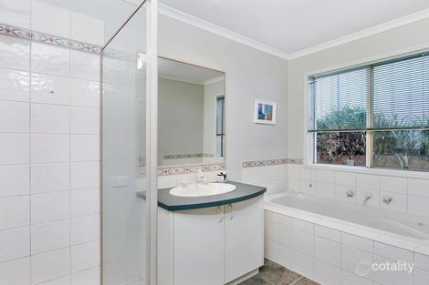 Property photo of 21 Firestone Way West Wodonga VIC 3690