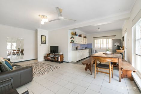 9/17 Old Cleveland Rd, Coorparoo, QLD 4151