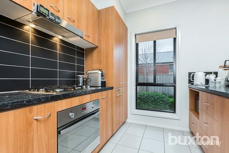 Property photo of 18 Marvins Place Marshall VIC 3216