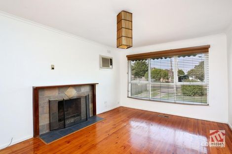 Property photo of 22 Kiora Street Altona Meadows VIC 3028