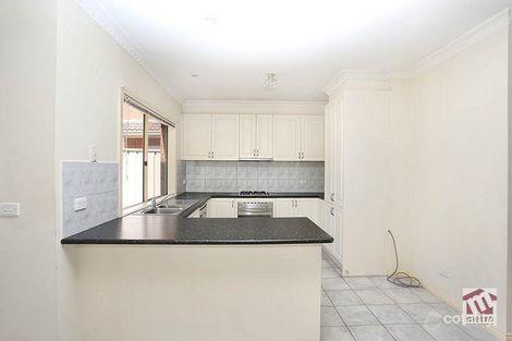 Property photo of 27 Franklin Avenue Roxburgh Park VIC 3064