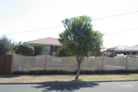 9 Whitehaven Cres, Noble Park North, VIC 3174