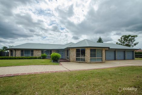 Property photo of 27 Verdelho Way Orchard Hills NSW 2748