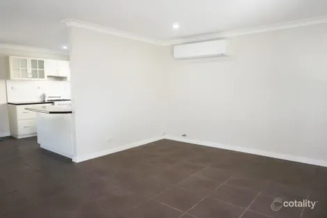 Property photo of 10 Armstrong Crescent Robertson NSW 2577