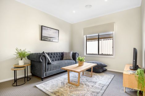 Property photo of 31 Canopy Avenue Alfredton VIC 3350