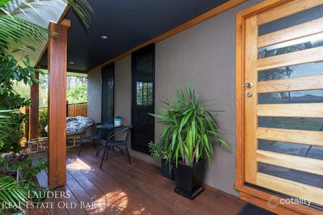 Property photo of 6 Eagle Close Old Bar NSW 2430