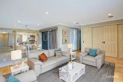 Property photo of 8 Pecos Close St Clair NSW 2759