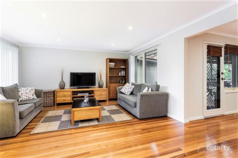Property photo of 24 Pembroke Drive Somerville VIC 3912