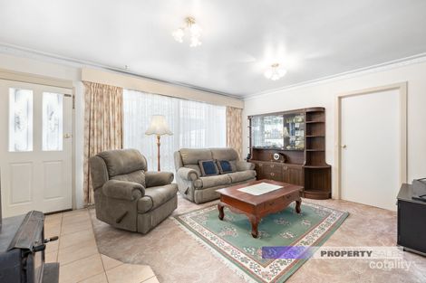 Property photo of 10 Littleton Avenue Yinnar VIC 3869