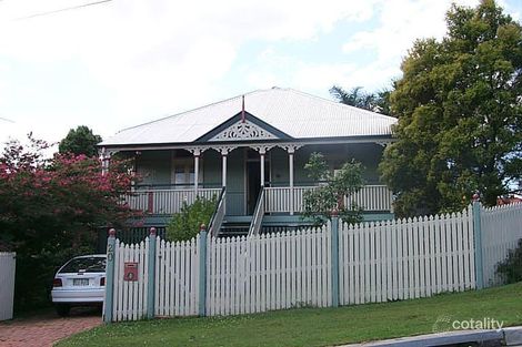 20 Navy St, Holland Park West, QLD 4121