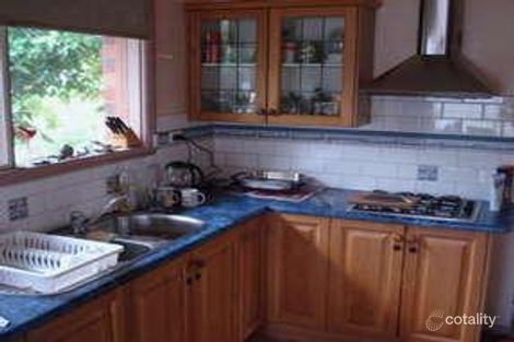 Property photo of 18 Westleigh Crescent Narre Warren VIC 3805