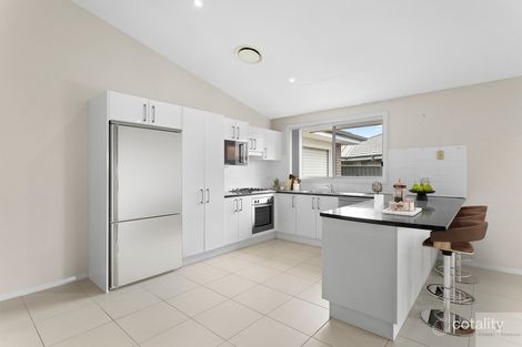 Property photo of 13 Gardiner Crescent Elderslie NSW 2570