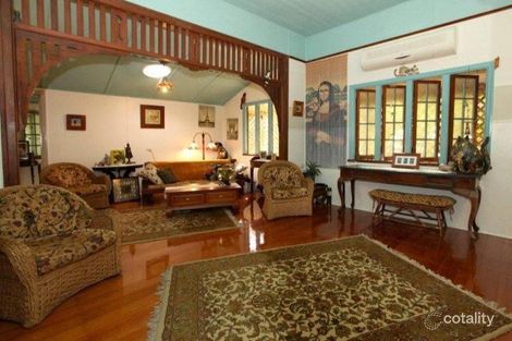 2 Norman St, West End, QLD 4810
