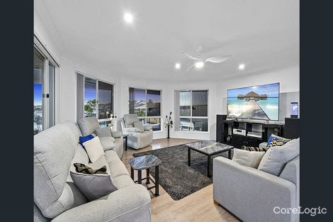 Property photo of 15 Tradewinds Avenue Paradise Point QLD 4216