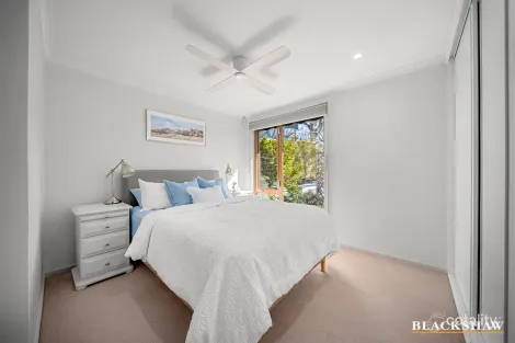 Property photo of 82 Finniss Crescent Narrabundah ACT 2604