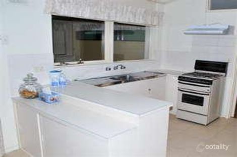 Property photo of 27 Grenache Road Hackham SA 5163