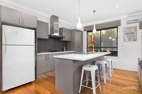 Property photo of 2/26 Renown Street Essendon North VIC 3041