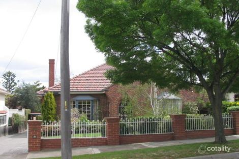 7 Columban Ave, Strathmore, VIC 3041