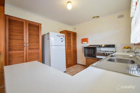 Property photo of 30 Carolyn Avenue Morphett Vale SA 5162