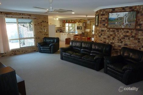 Property photo of 7 Edinburgh Place Beaconsfield QLD 4740