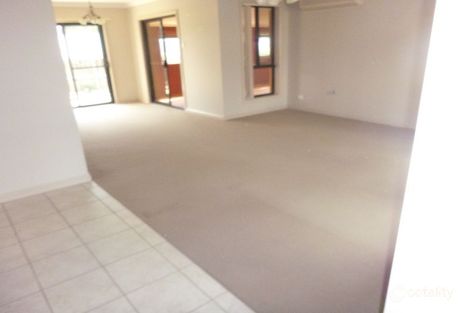 Property photo of 36 Farmhouse Place Currans Hill NSW 2567