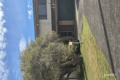 1/68 Lumby Dr, Bateau Bay, NSW 2261